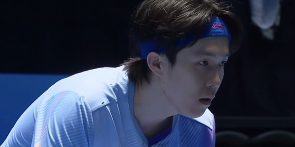 开云赛事-王楚钦横扫阿卜杜勒瓦哈卜！全场压制无压力，反手起伏还需调整！